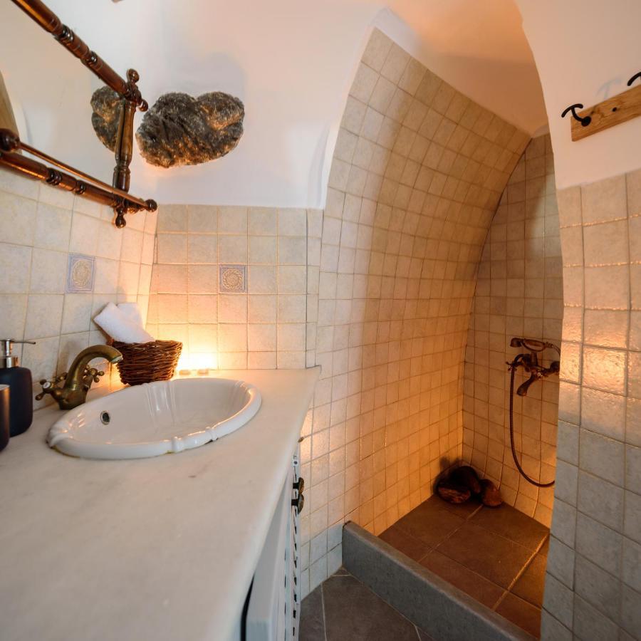 Cave House Martrona Villa Foinikiá Dış mekan fotoğraf